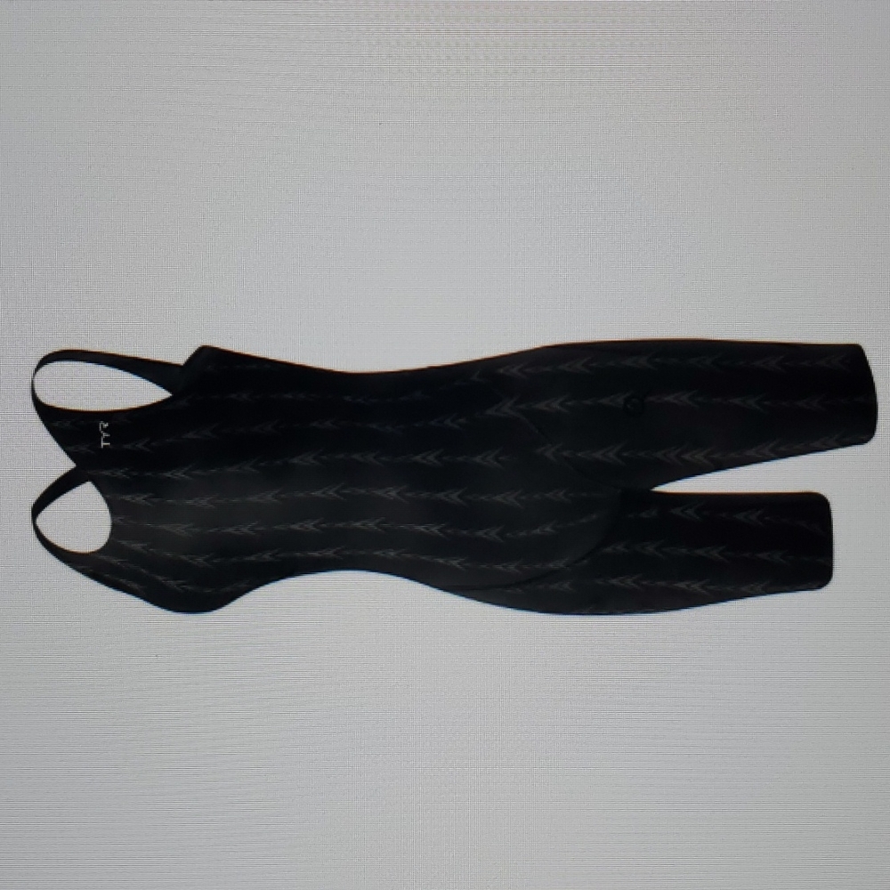 TYR Fusion 2 girls Aeroback tech swimsuit Size 24. 12 & under approved.